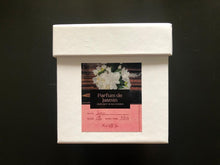 Load image into Gallery viewer, Very well packaged to protect the MW soy wax candle held in a high  quality glass.
